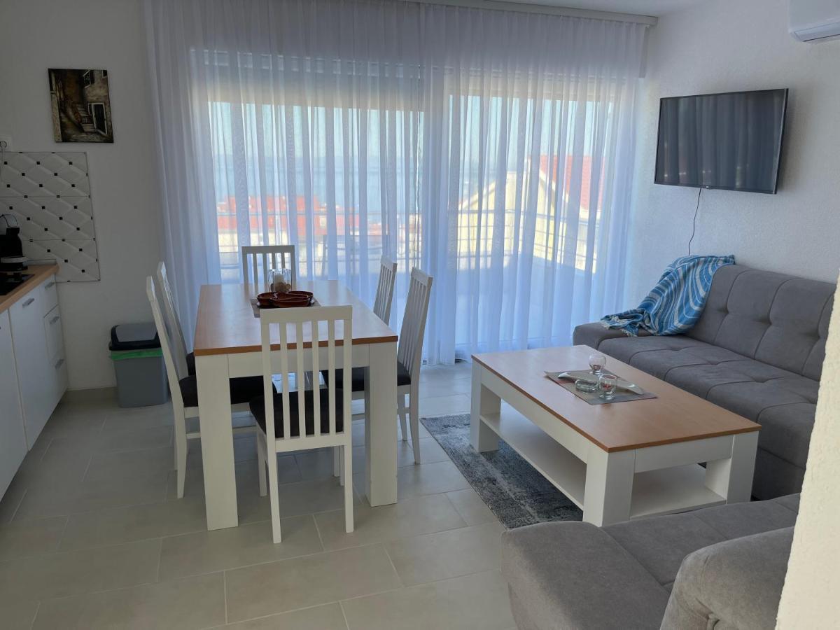 Sea View, Peaceful. Daire Makarska Dış mekan fotoğraf